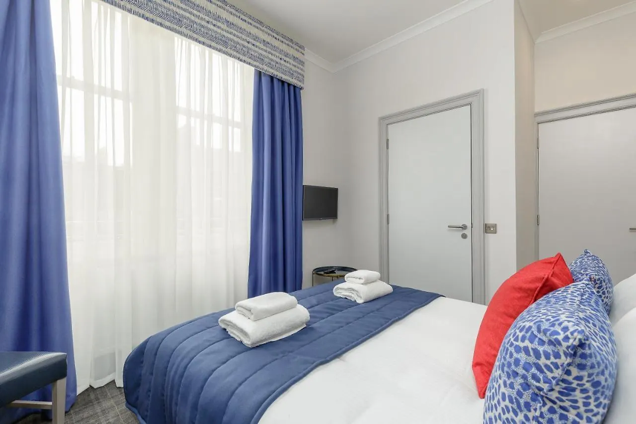 Destiny Scotland - Princes Street Residence Edinburgh