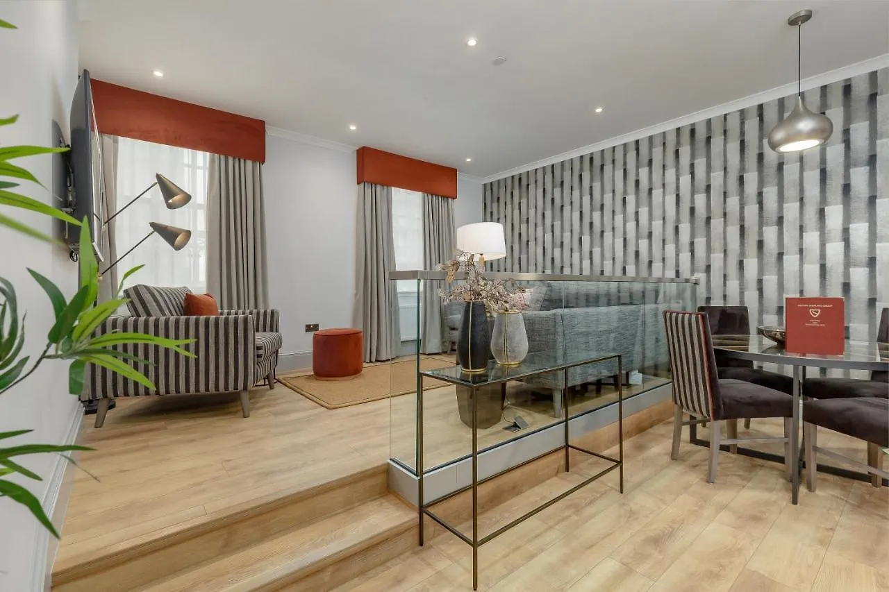 Apartment Destiny Scotland - Princes Street Residence Edinburgh