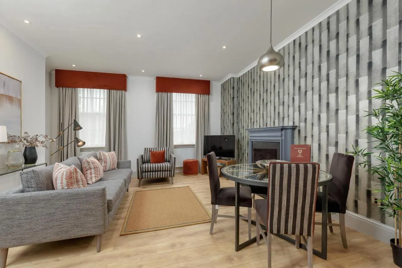 Destiny Scotland - Princes Street Residence Edimburgo