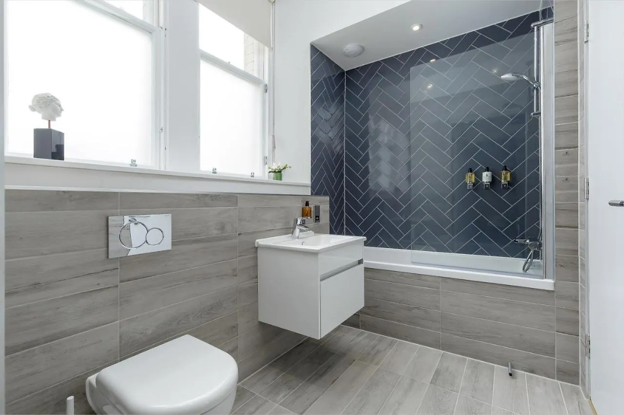 Destiny Scotland - Princes Street Residence Edimburgo