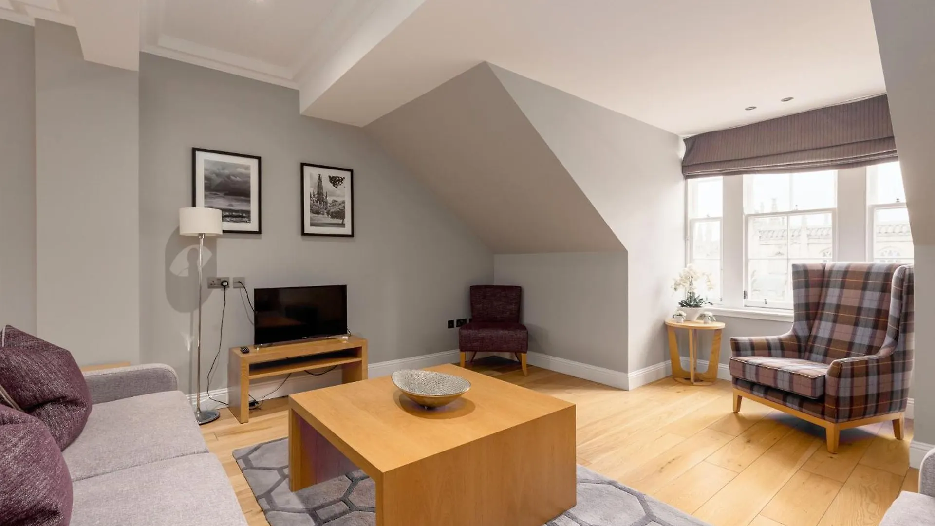 Destiny Scotland - Princes Street Residence Edimburgo
